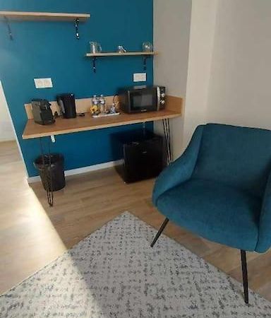 Mister Hinster - Studio Tout Confort Centre Ville Nogent-Le-Rotrou - 1E Etage Exterior photo