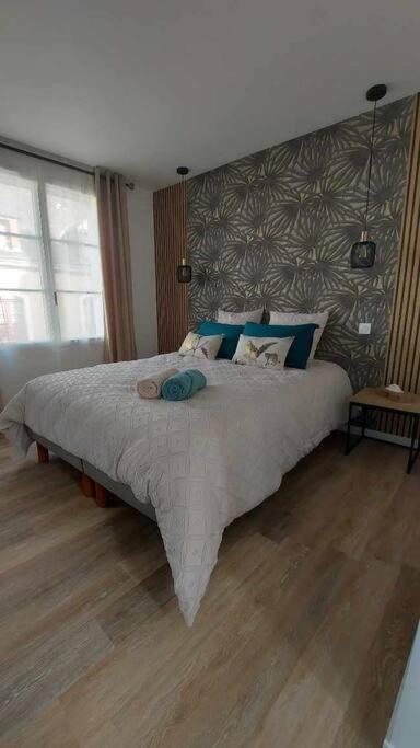 Mister Hinster - Studio Tout Confort Centre Ville Nogent-Le-Rotrou - 1E Etage Exterior photo